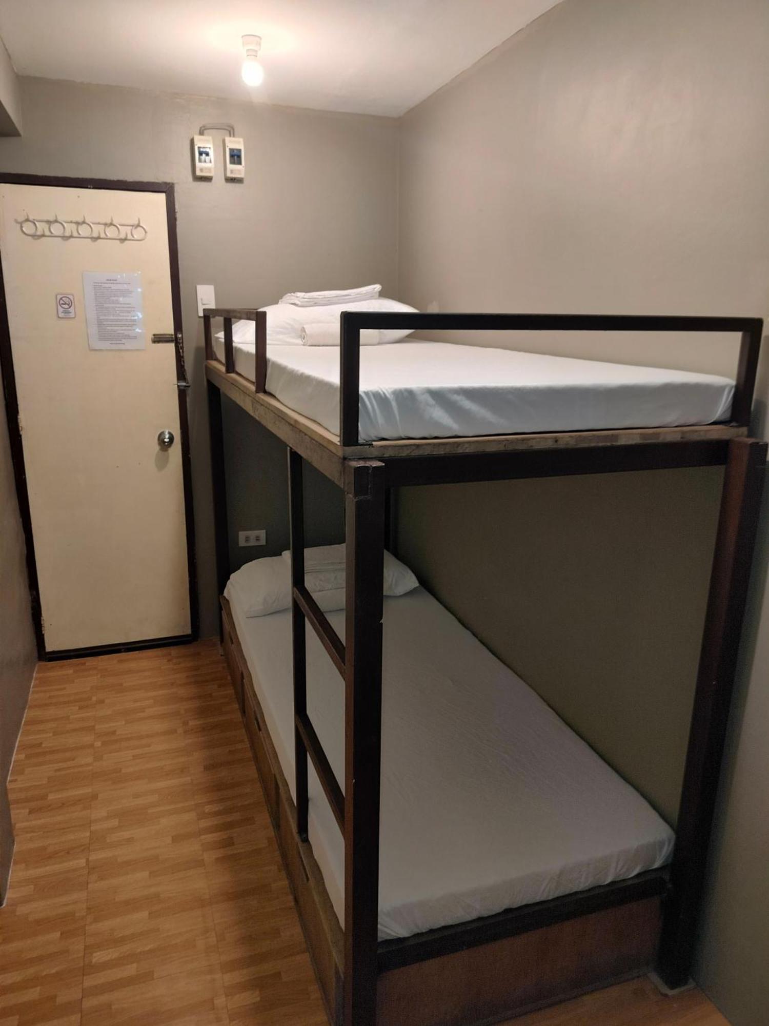 Cebu Pungko-Pungko Hostel Екстер'єр фото